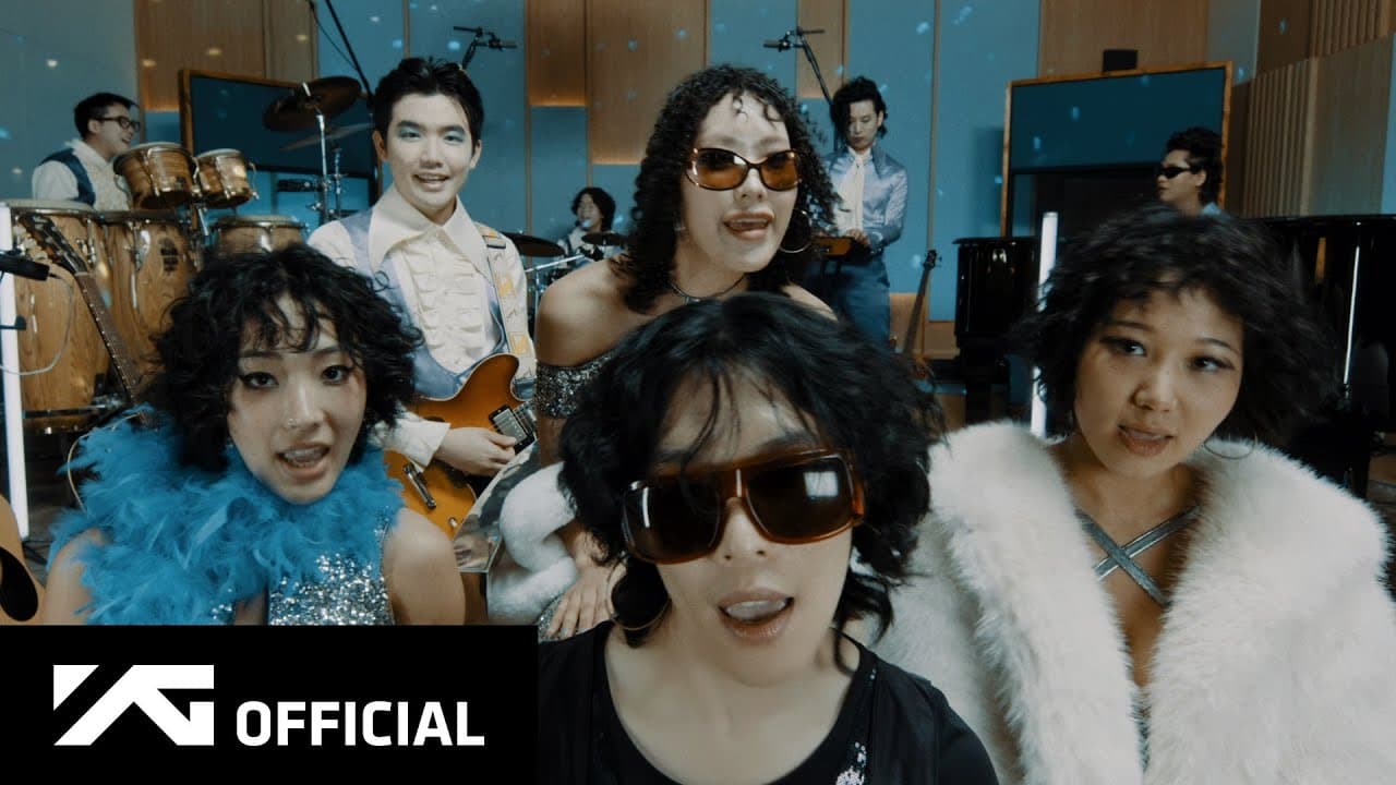 이찬혁 (LEE CHANHYUK) - '멸종위기사랑' M/V